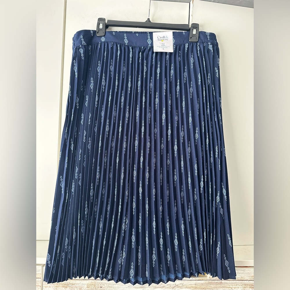 🔵 Croft & Barrow Petite Large Navy Pleated Skirt Elastic Waist 34”NWT
